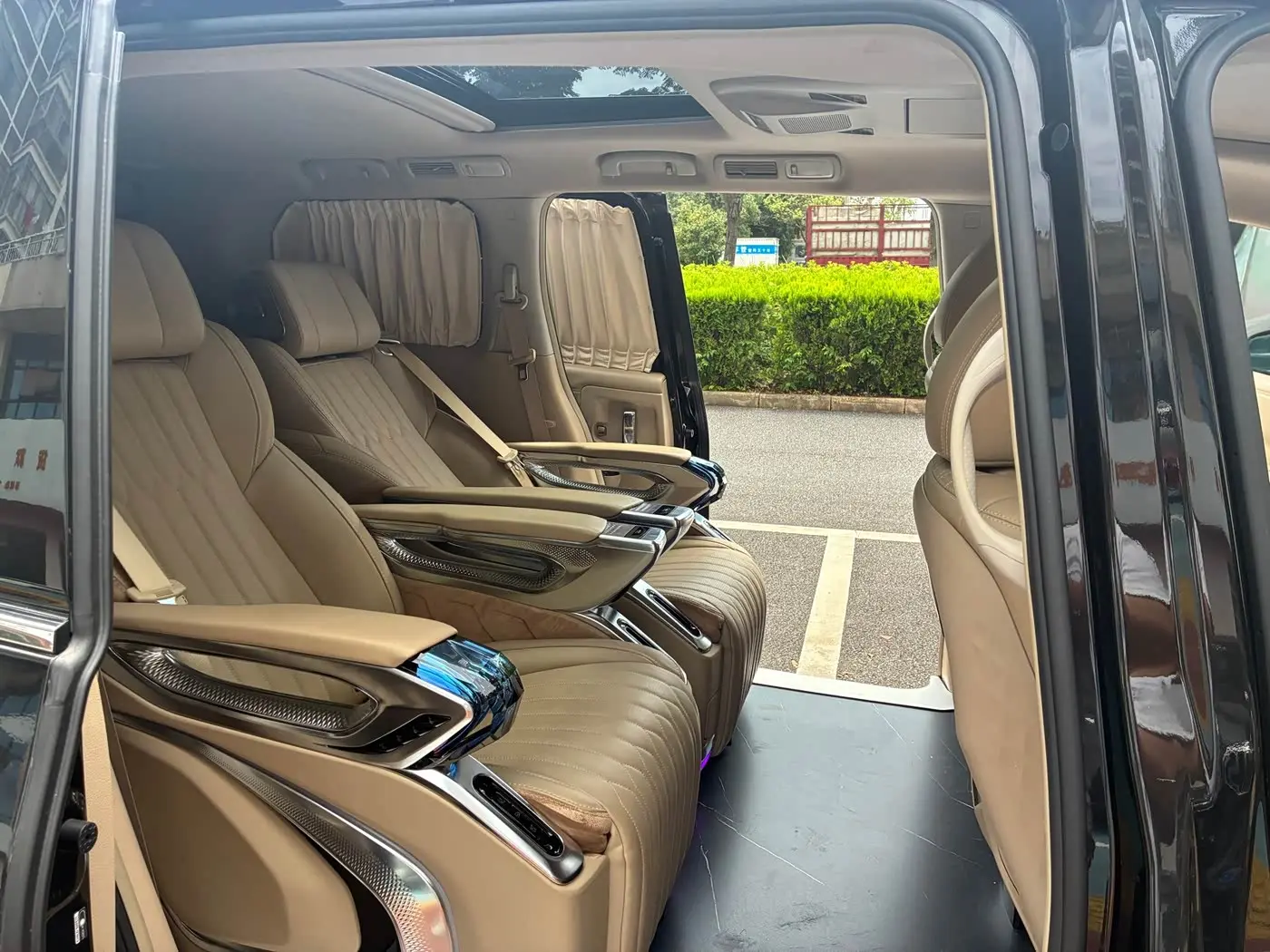 Nissan Quest 2015 — Фото 11/12