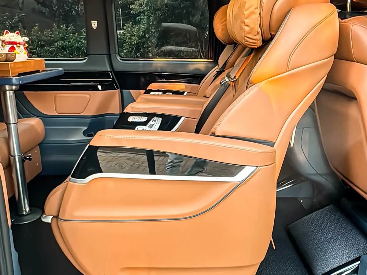 Mercedes-Benz Vito 2024 — Şəkil 12/20