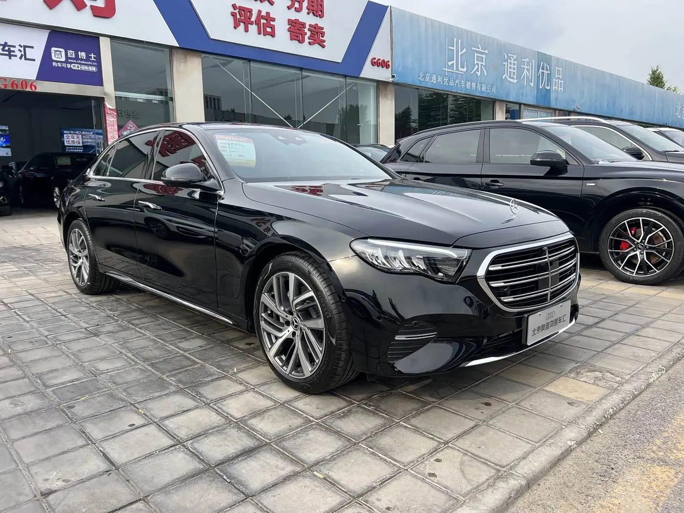 Mercedes-Benz E-Class 2024 — Photo 2/16