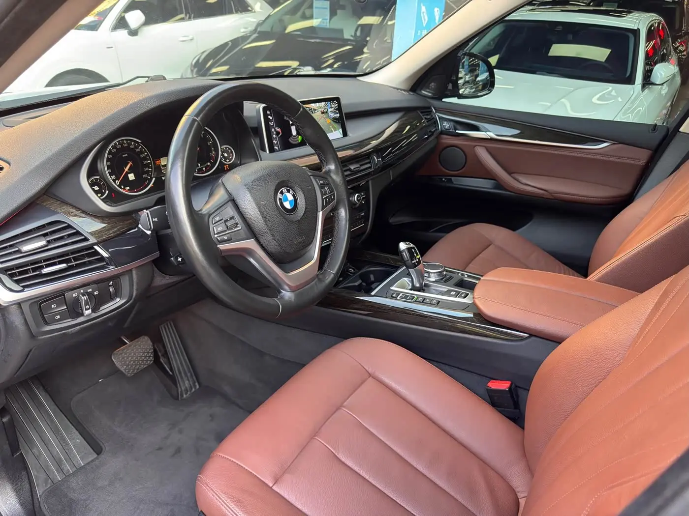BMW X5 2017 — Фото 18/20