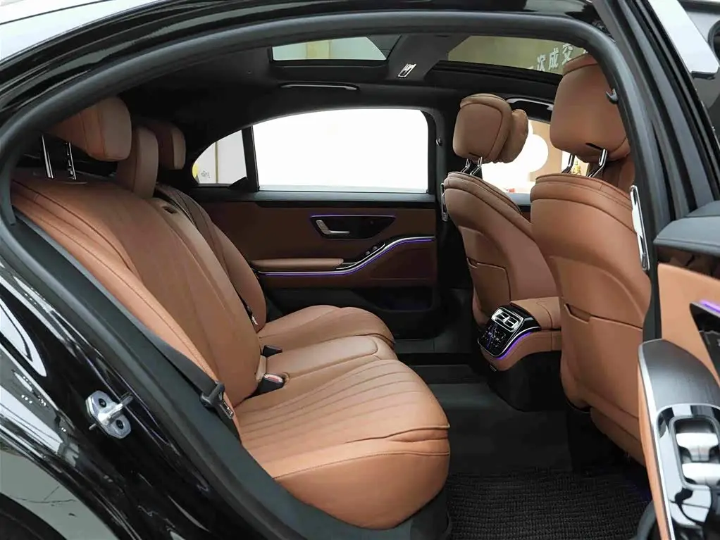 Mercedes-Benz S-Class 2023 — Photo 13/20