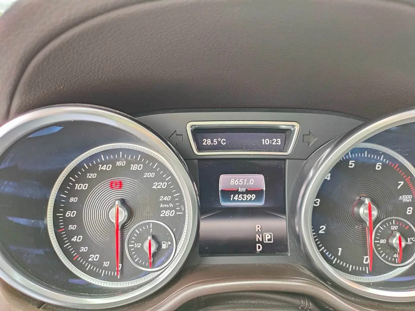 Mercedes-Benz GLE 2017 — Photo 14/14