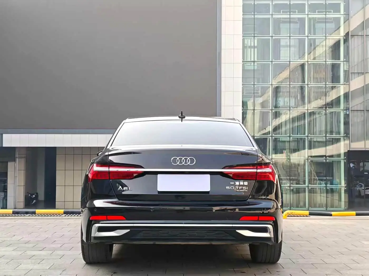 Audi A6L 2024 — Photo 19/19