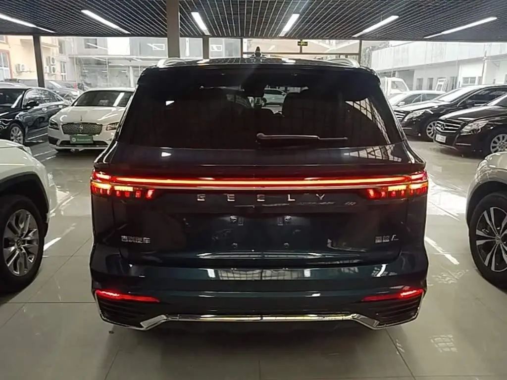 Geely Xingyue L 2022 — Фото 6/20