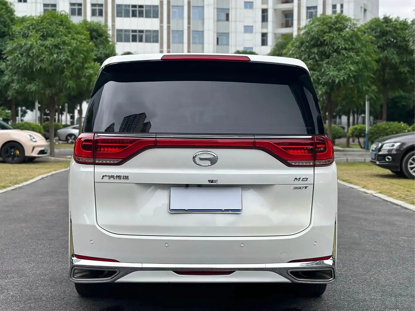 GAC Trumpchi Trumpchi M8 2022 — Фото 6/20