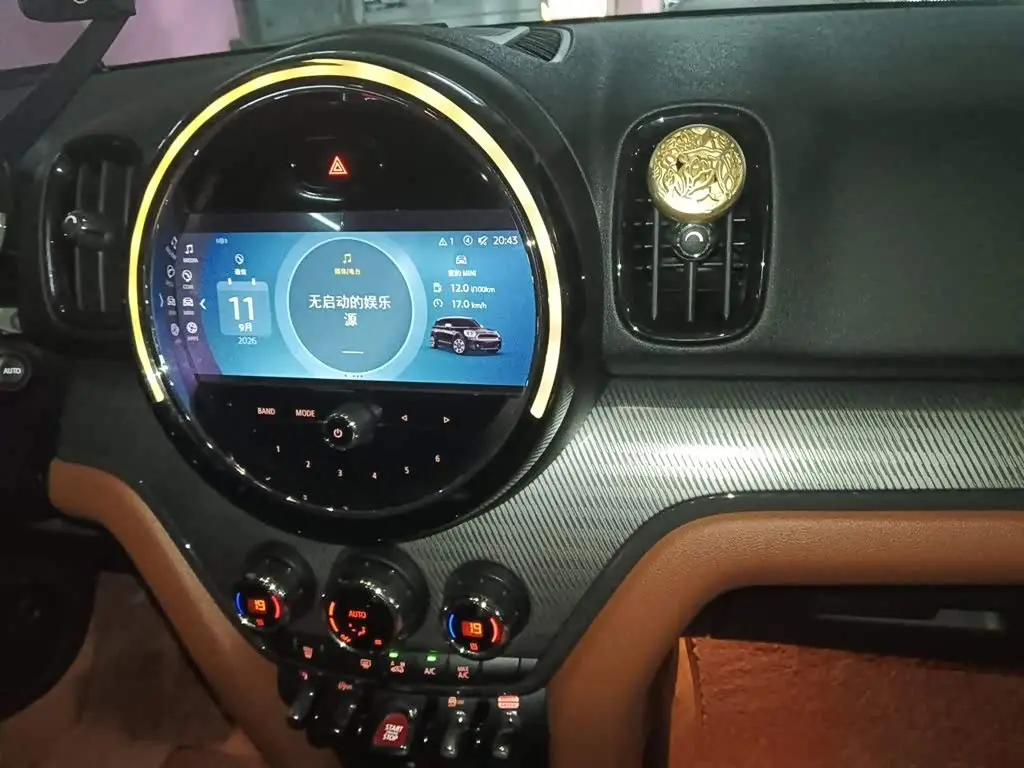 MINI COUNTRYMAN 2022 — Photo 14/20