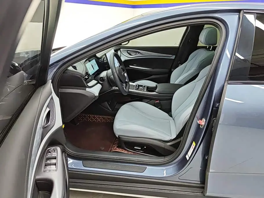 BYD Seal 2023 — Photo 9/16