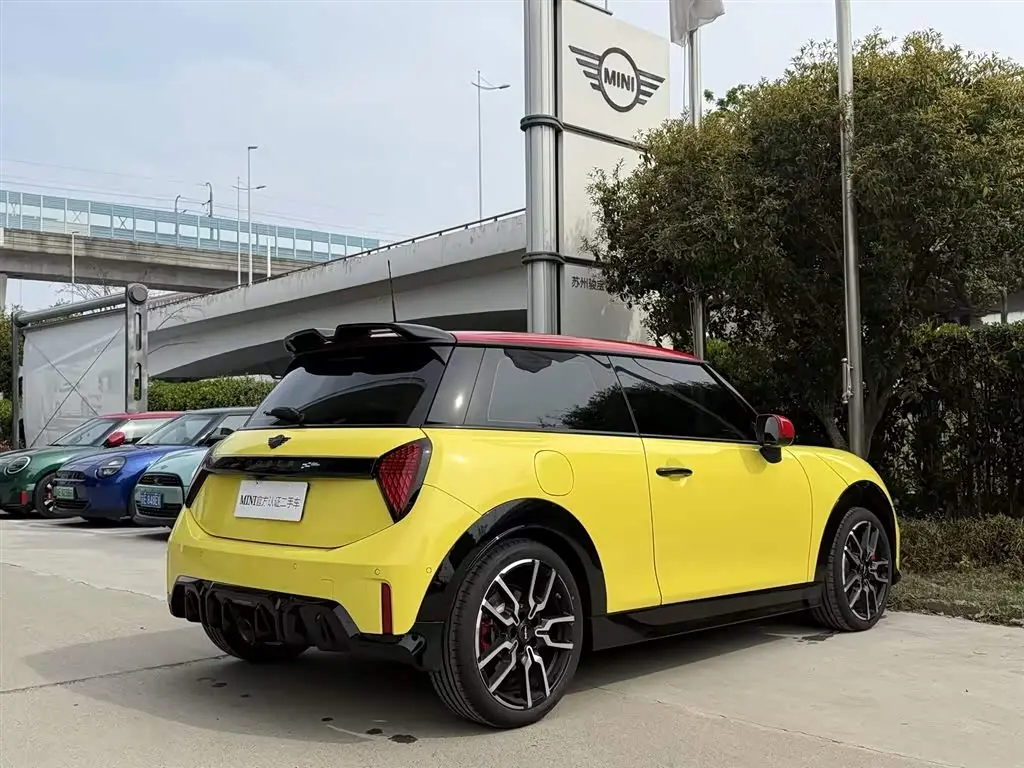 MINI JCW 2026 — Şəkil 4/17