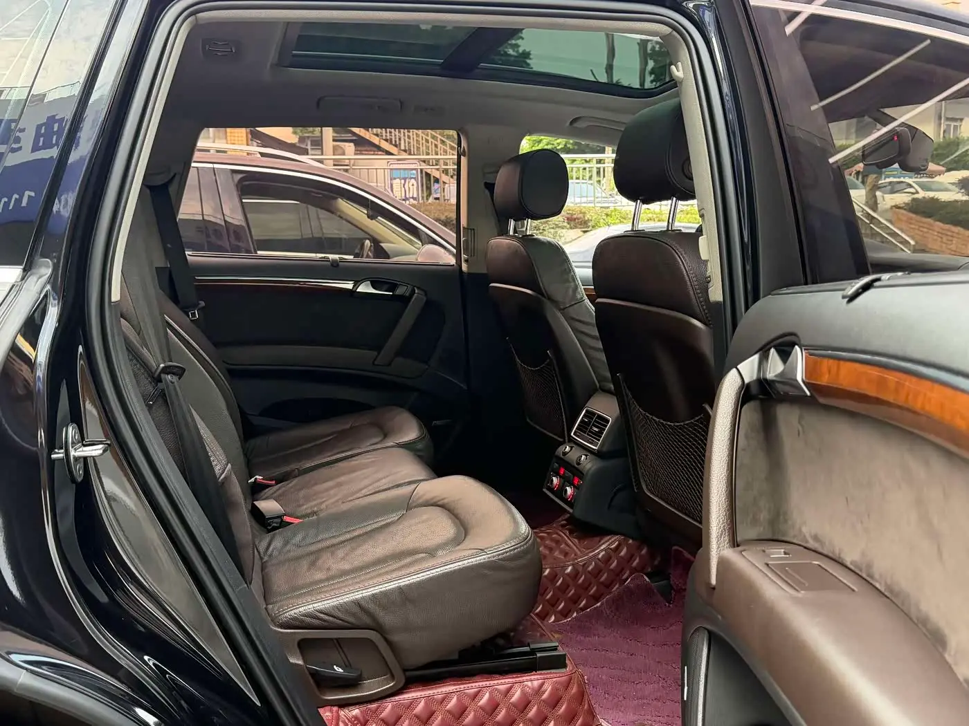 Audi Q7 2015 — Photo 10/14