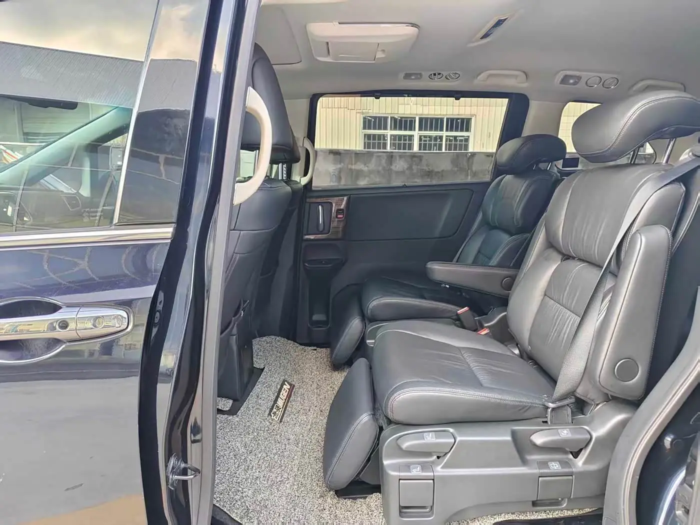 Honda Odyssey 2017 — Şəkil 6/18