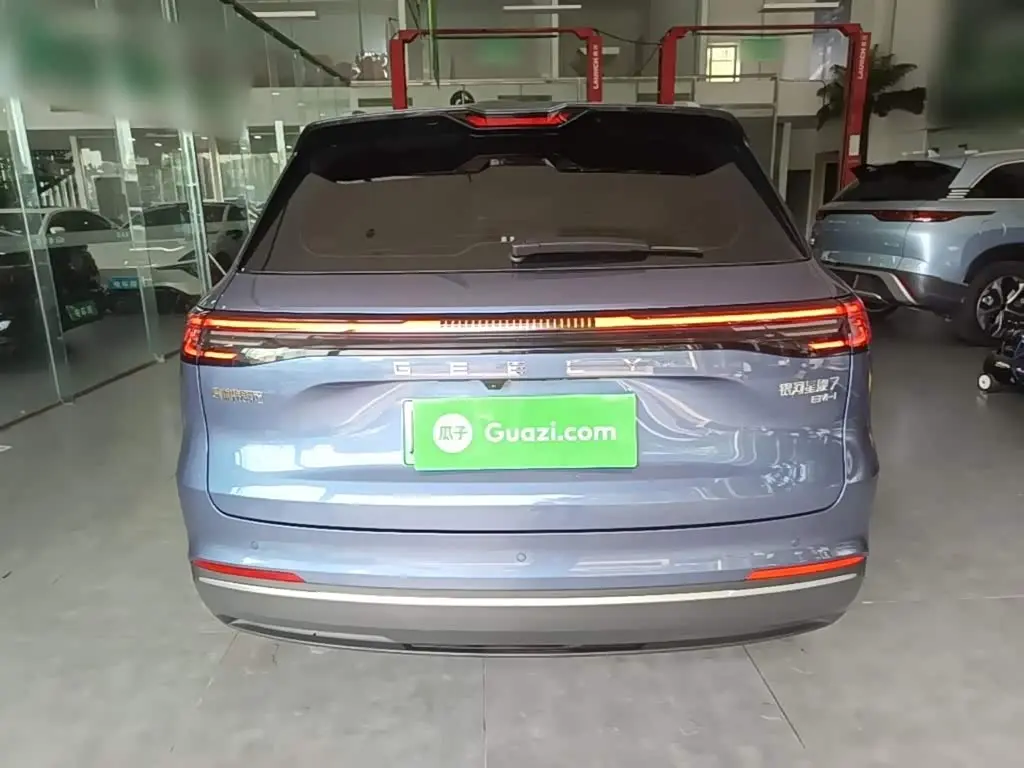Geely Galaxy Galaxy Starship 7 EM-i 2024 — Photo 6/20