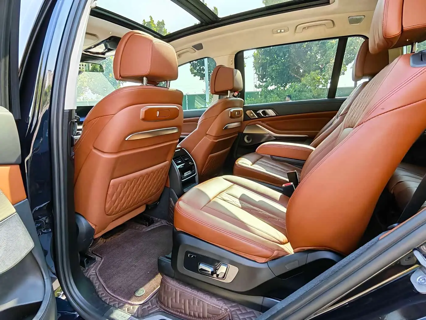 BMW X7 2023 — Photo 6/20