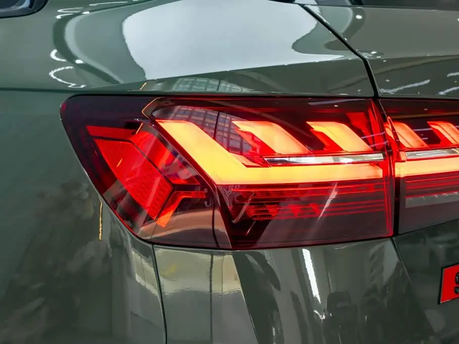 Audi S4 2023 — Photo 7/20