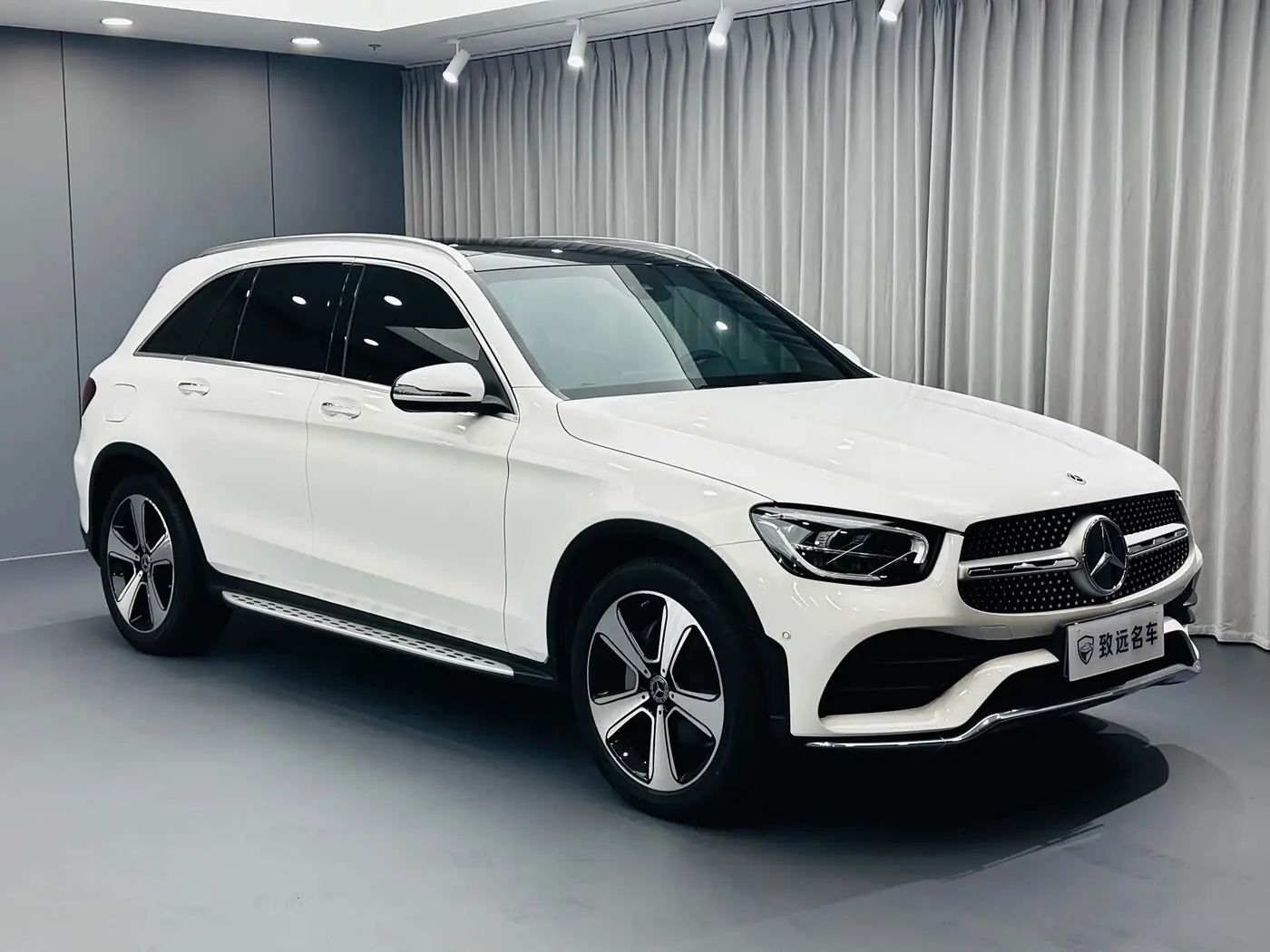 Mercedes-Benz GLC 2023 — Photo 3/20