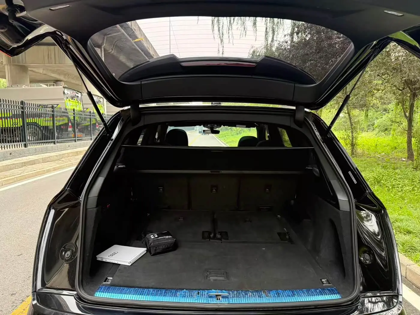 Audi Q7 2022 — Photo 15/16