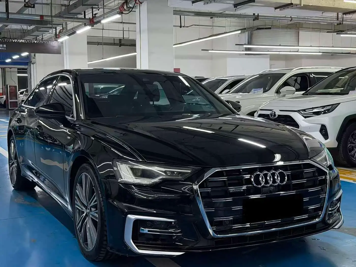 Audi A6L 2023 — Photo 2/9