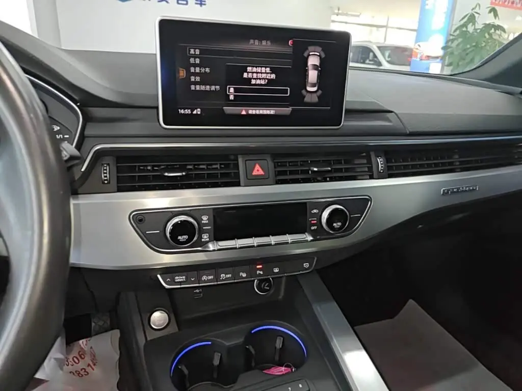 Audi A4L 2018 — Фото 13/20