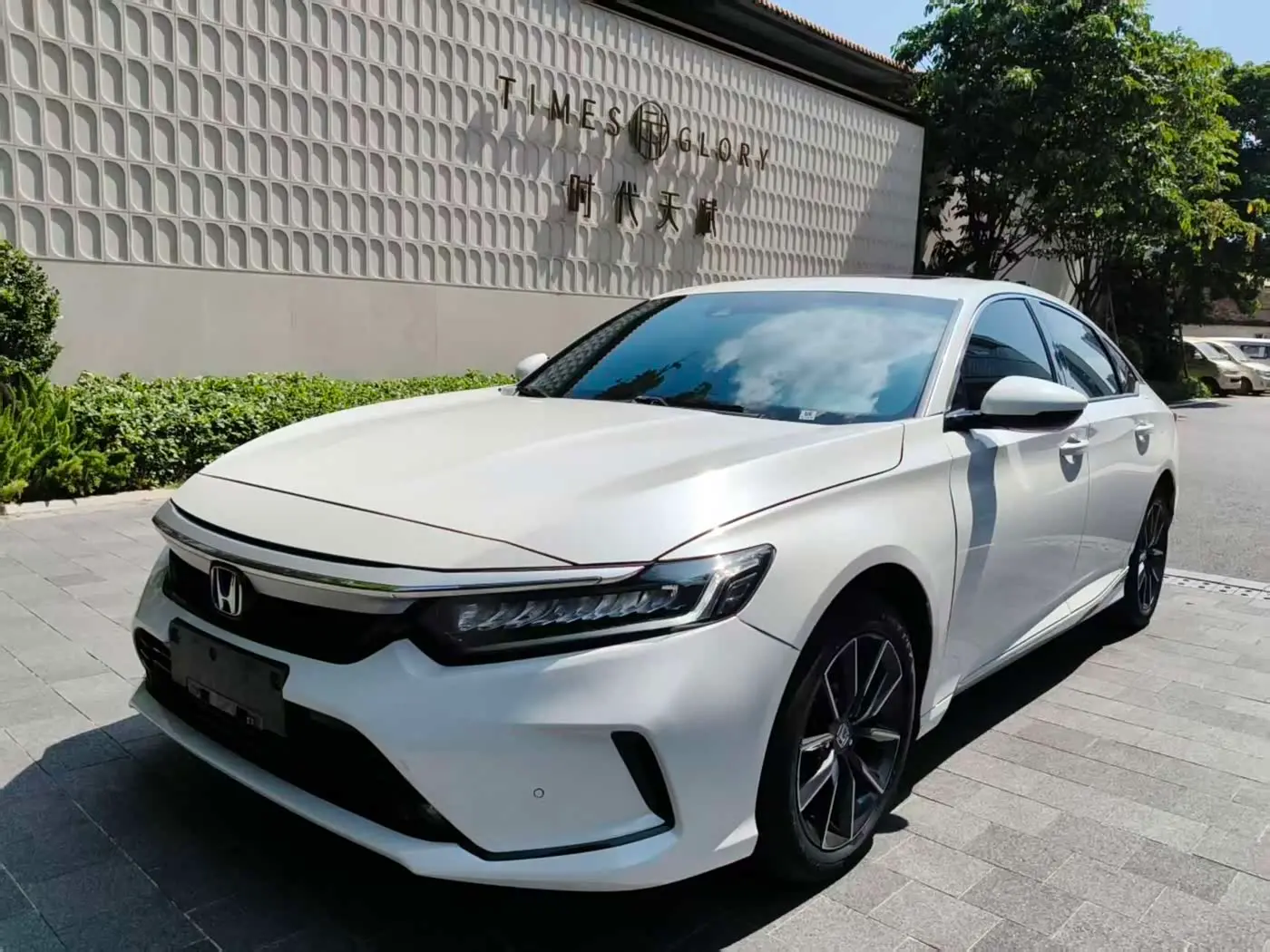 Honda Inspire 2023 — Фото 1/12