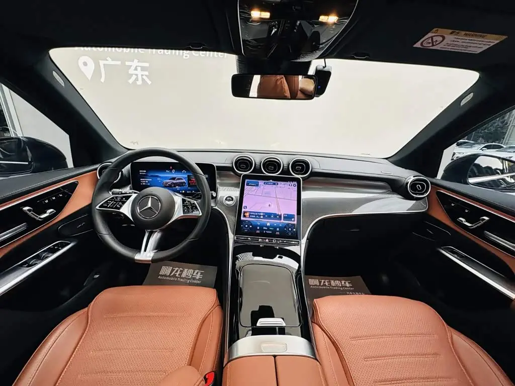 Mercedes-Benz GLC 2024 — Photo 6/20