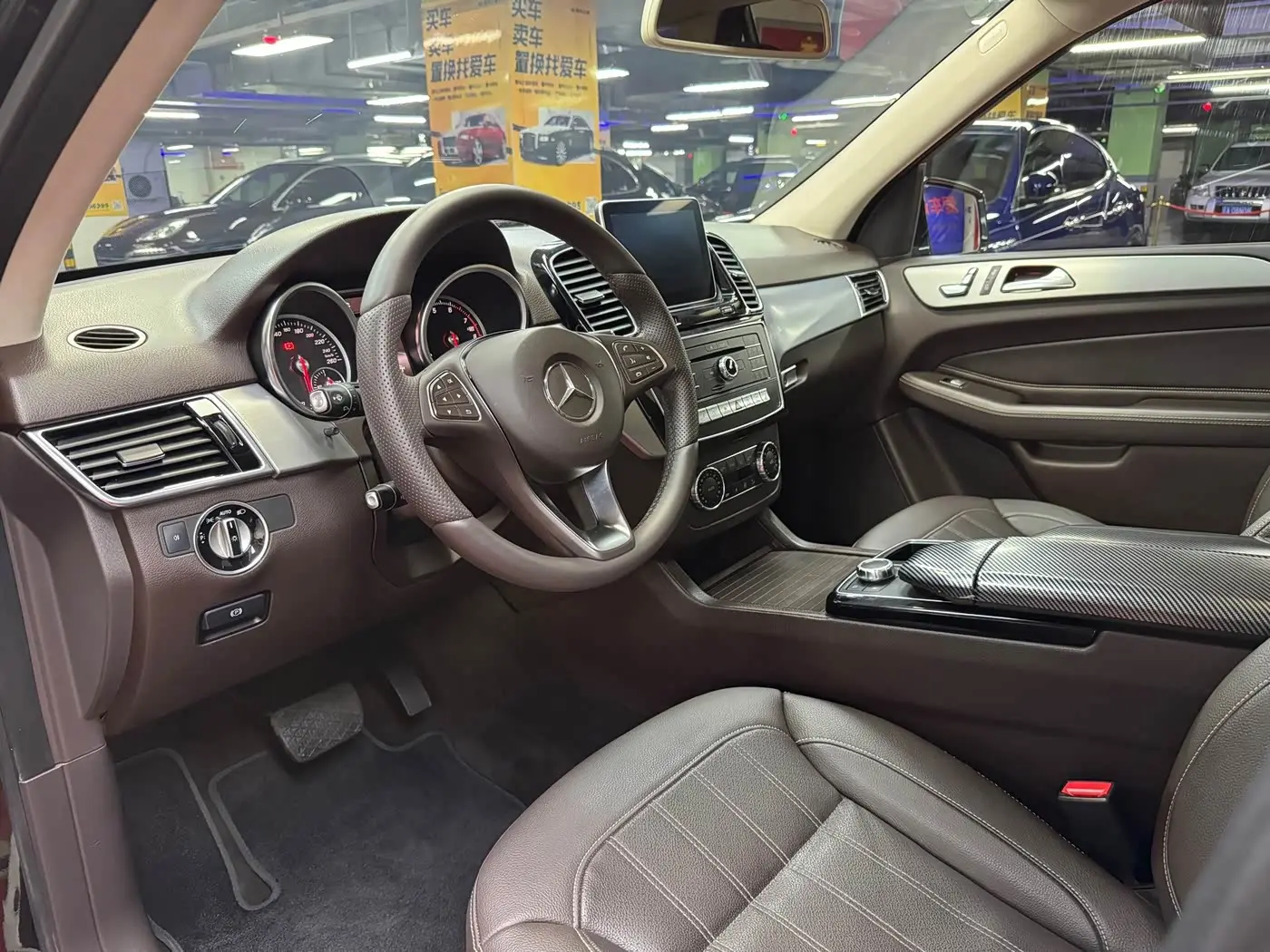 Mercedes-Benz GLE 2016 — Şəkil 15/20