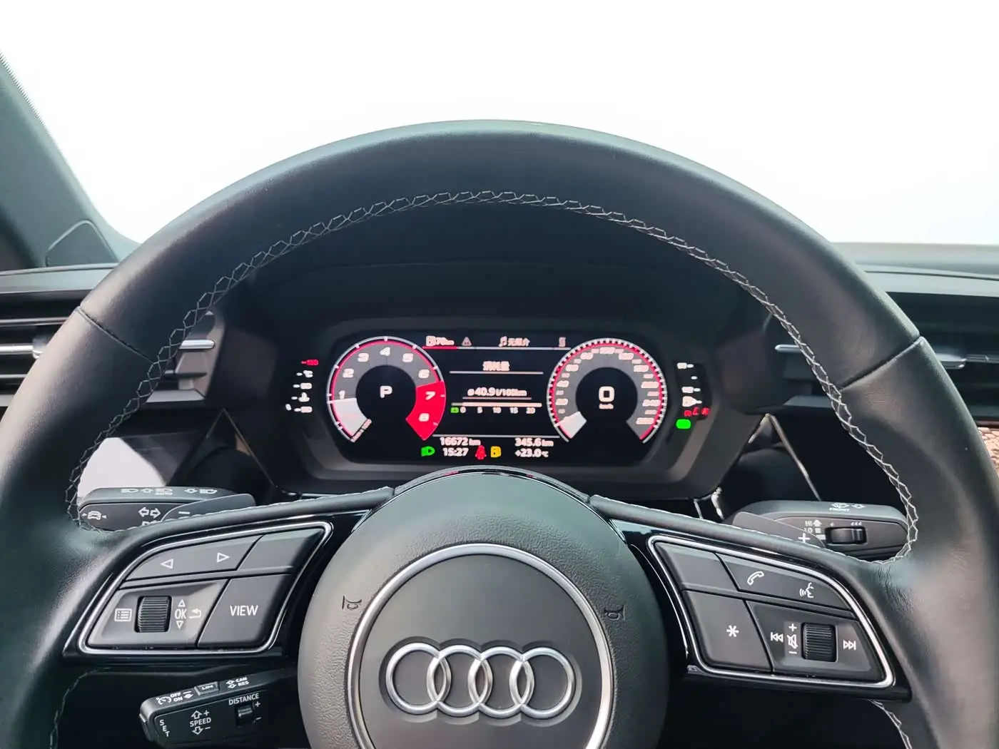Audi A3 2023 — Photo 17/18