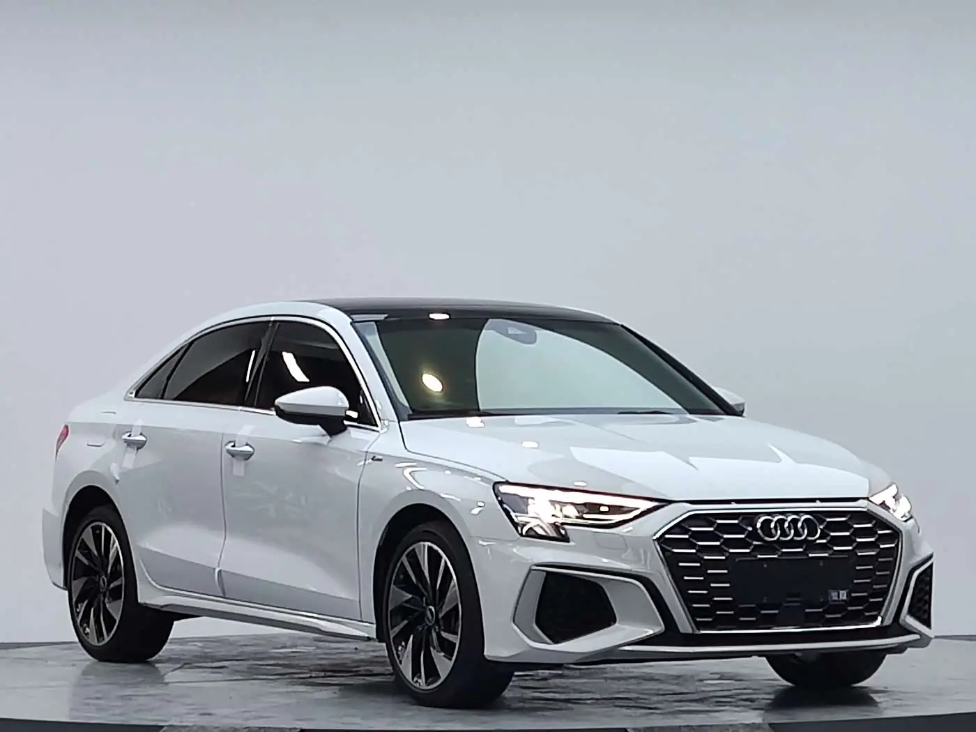 Audi A3 2023 — Photo 4/18