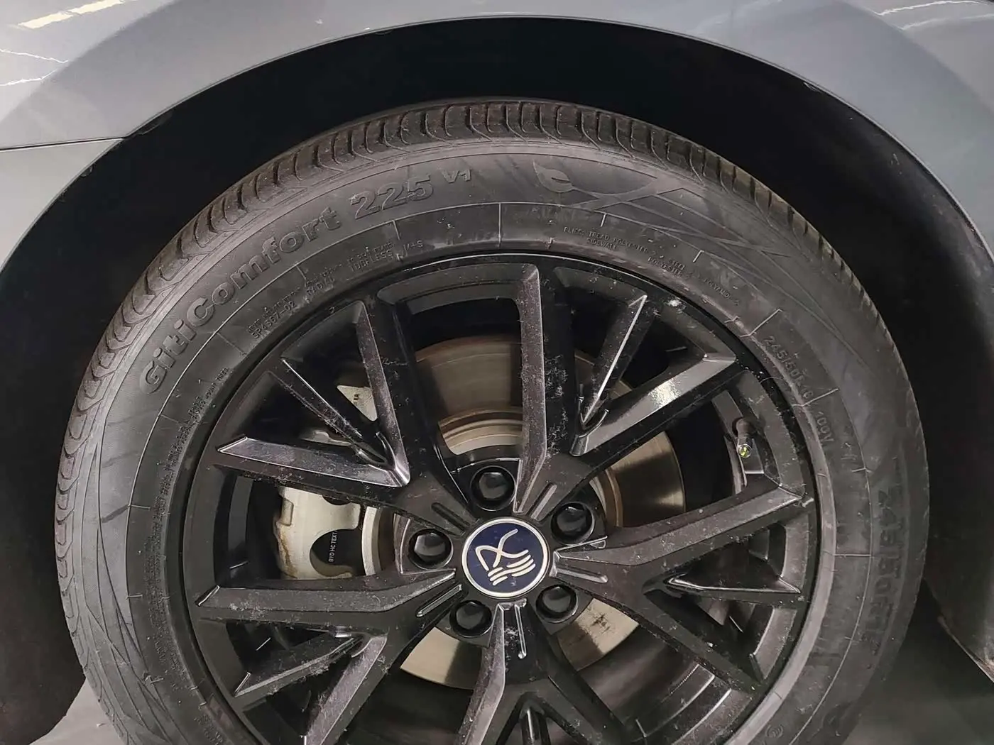 BYD Han 2024 — Photo 11/20