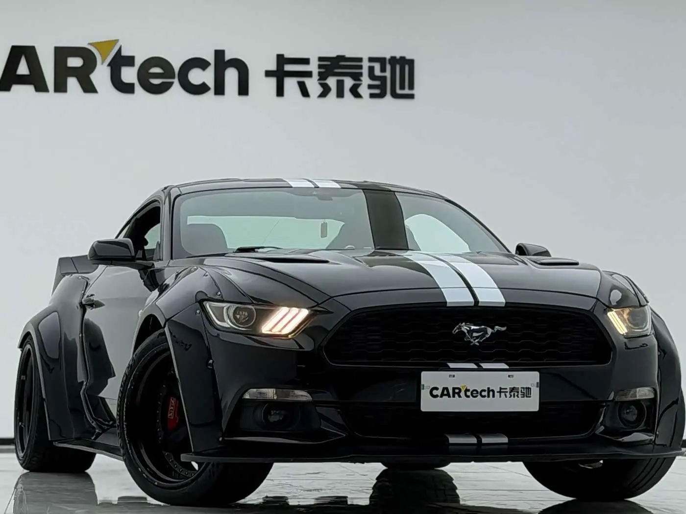 Ford Mustang 2016 — Photo 3/17