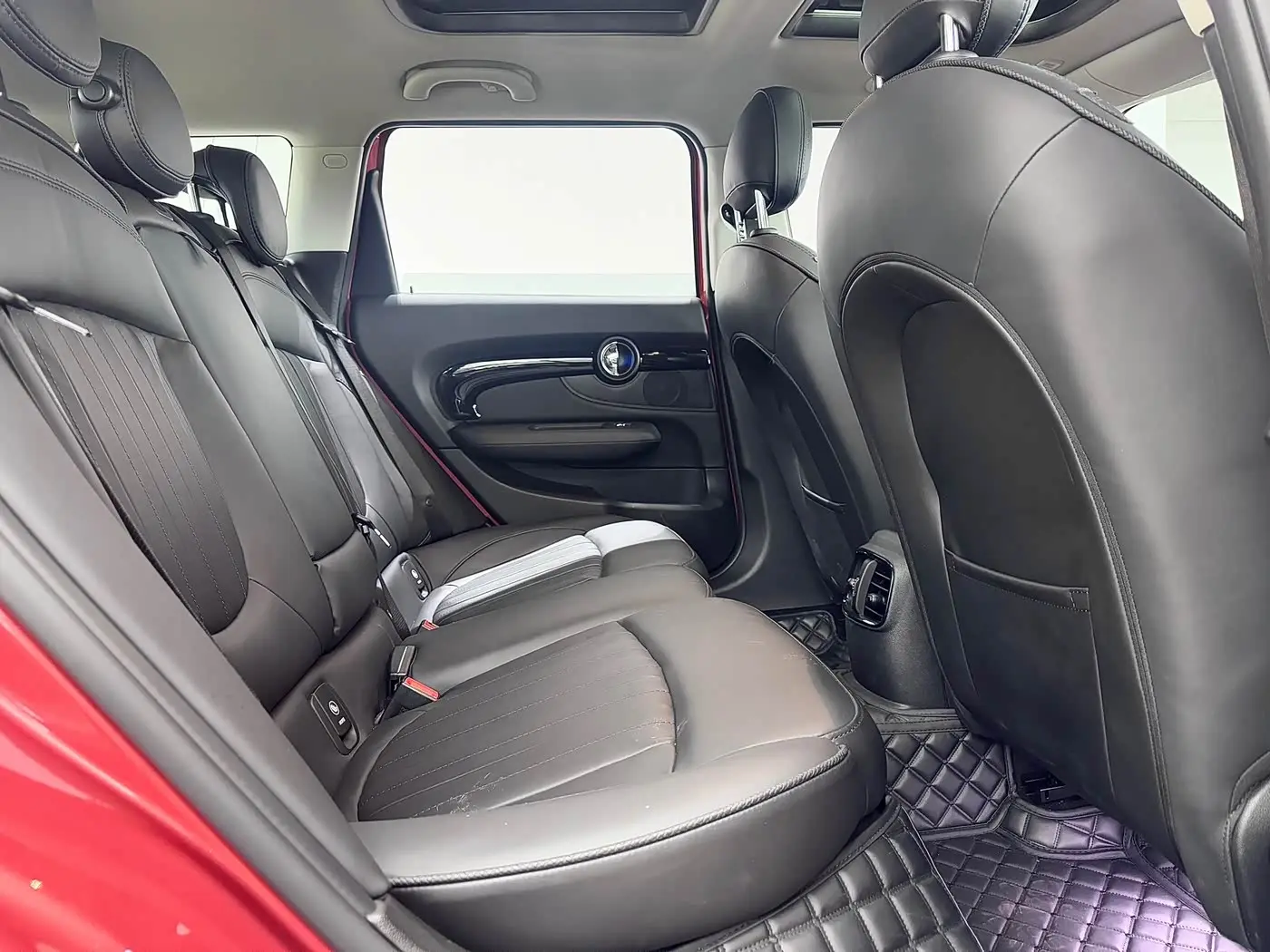 MINI CLUBMAN 2022 — Photo 13/20