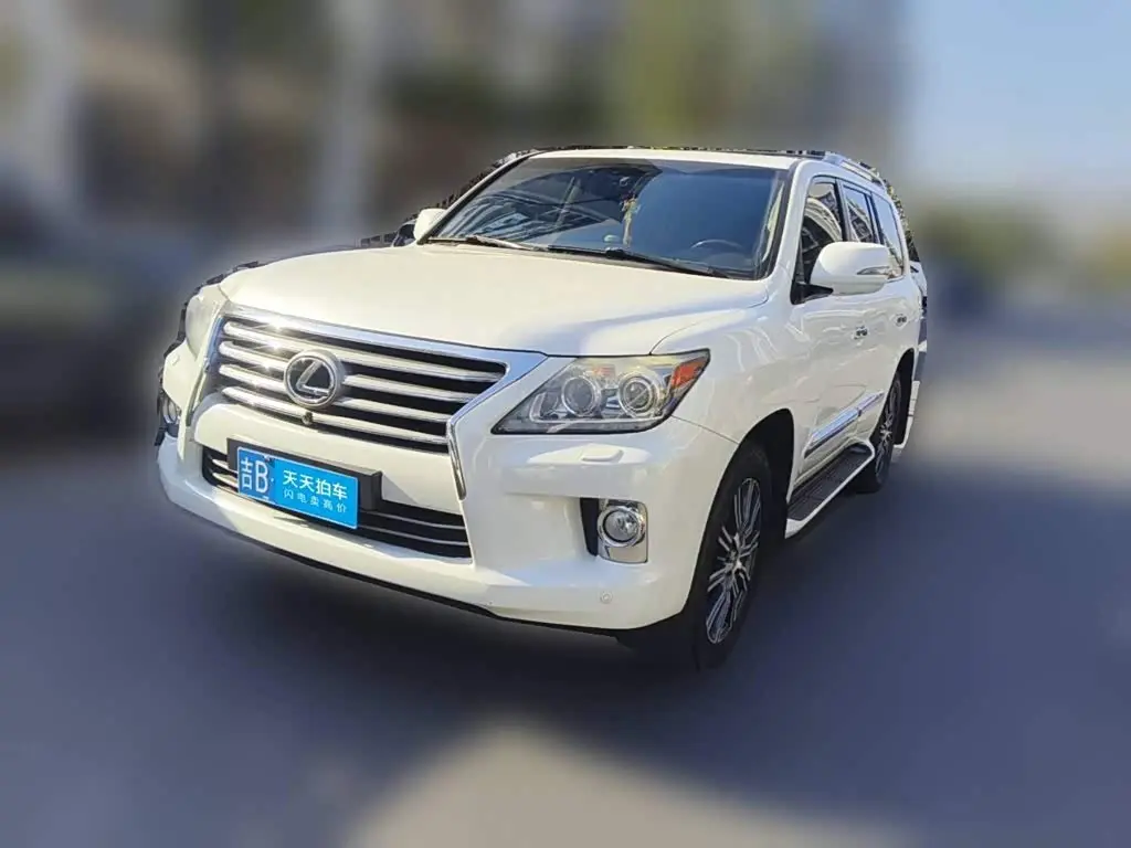 Lexus LX 2013 — Фото 1/15