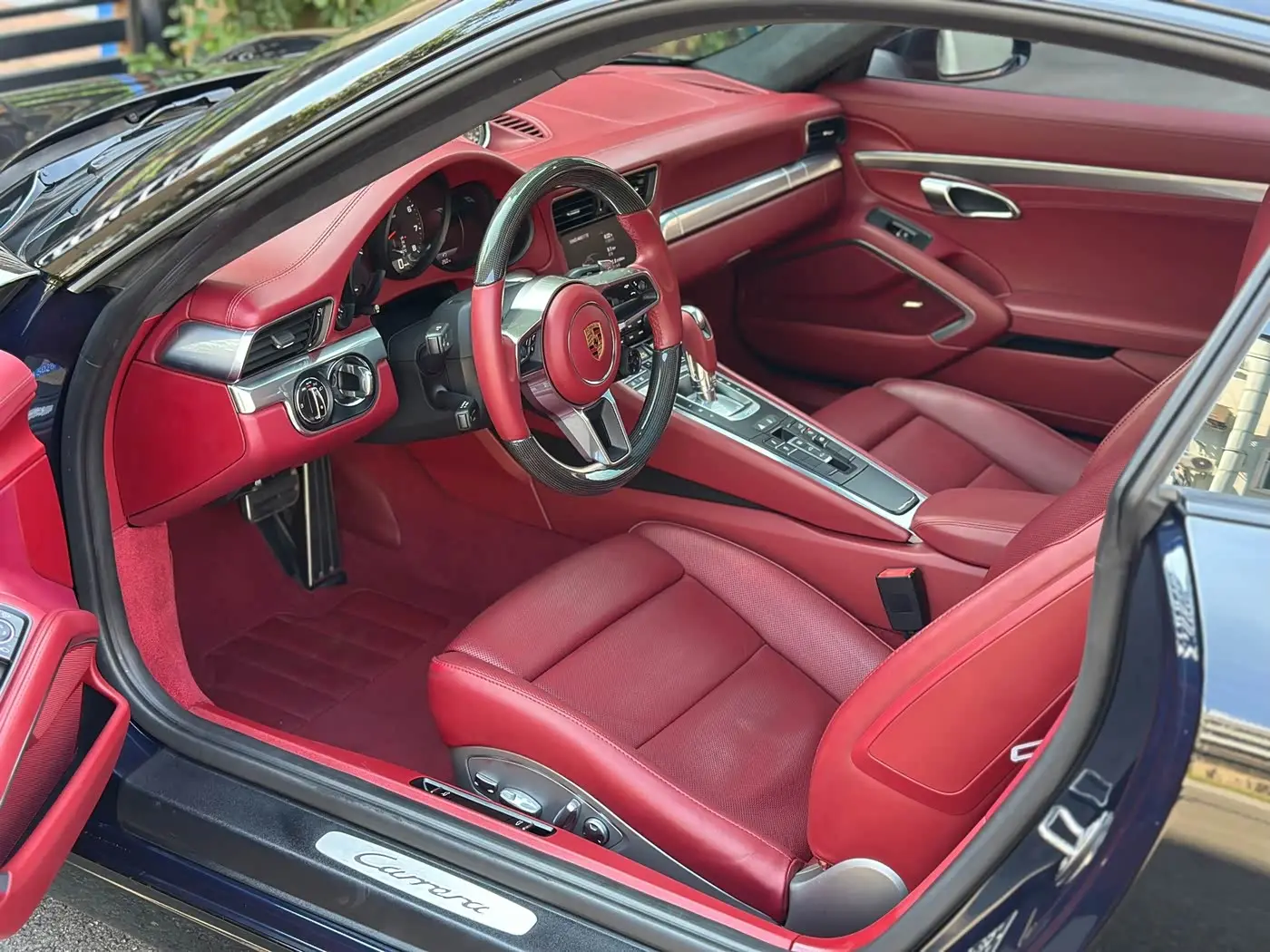 Porsche 911 2019 — Photo 13/16