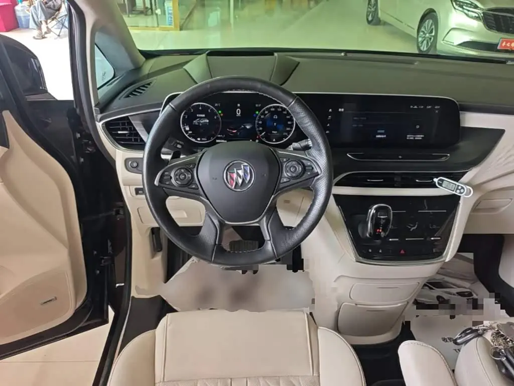 Buick GL8 2022 — ფოტო 11/20