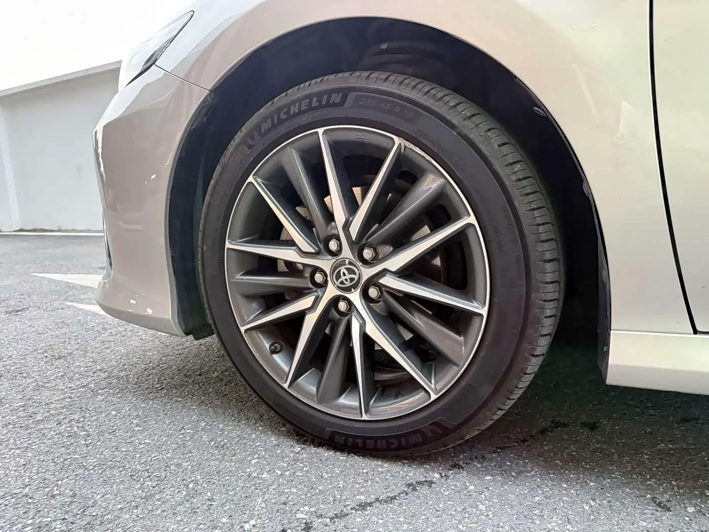 Toyota Camry 2021 — Şəkil 6/18