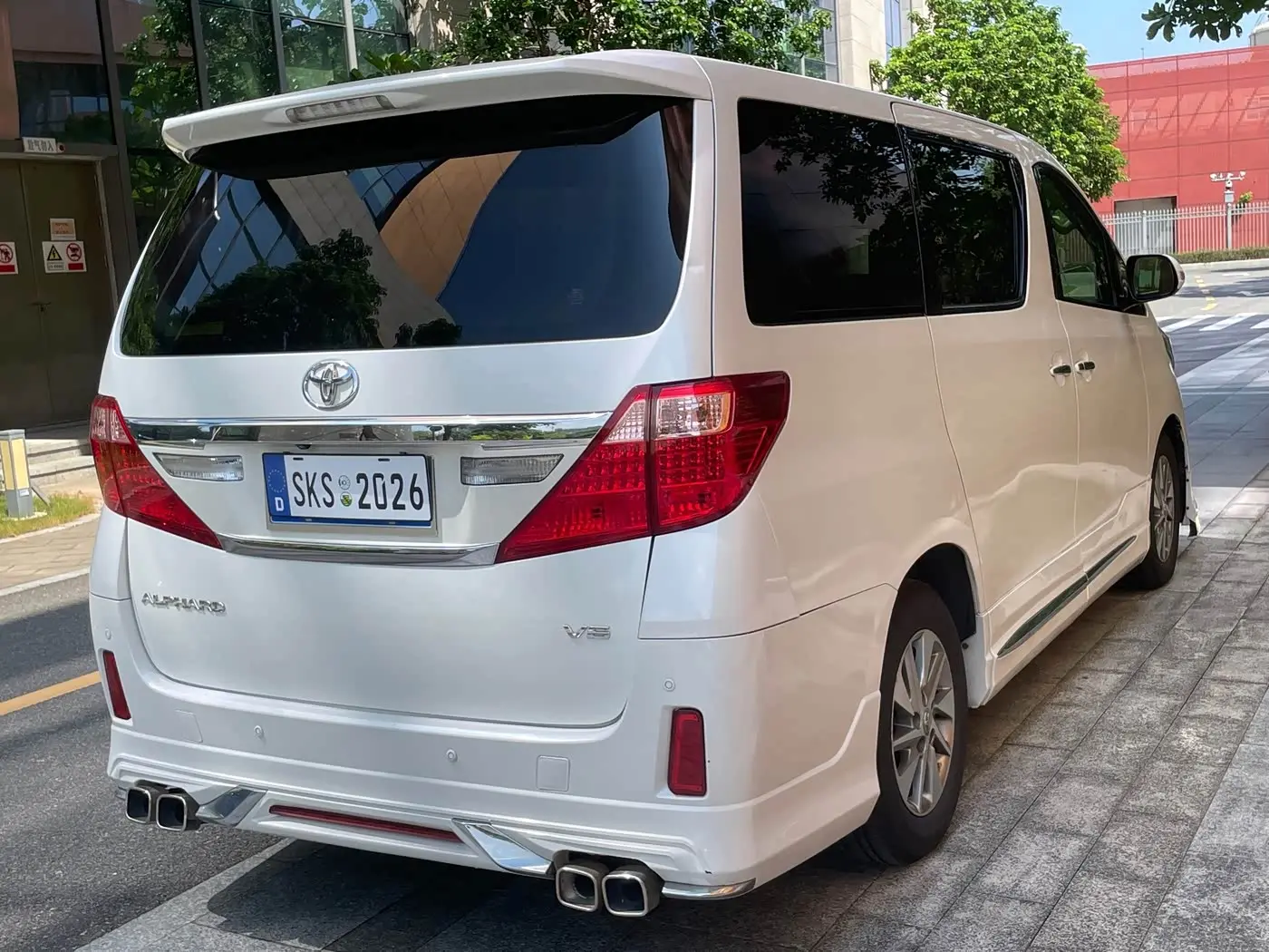 Toyota Alphard 2012 — Şəkil 5/13