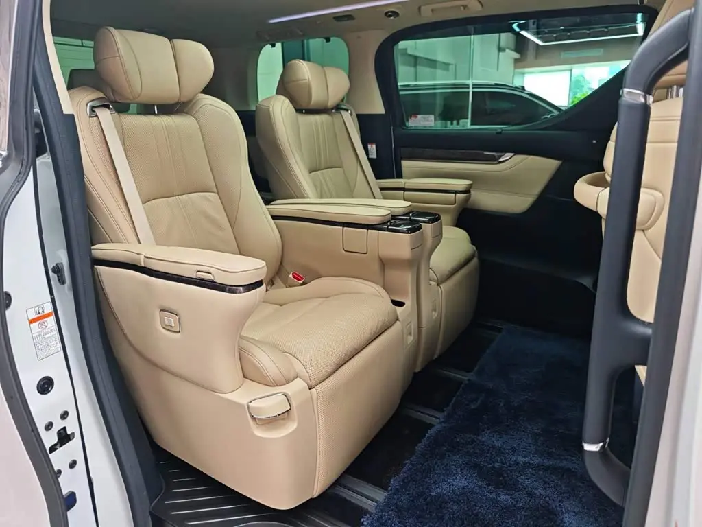 Toyota Vellfire 2021 — Şəkil 13/20