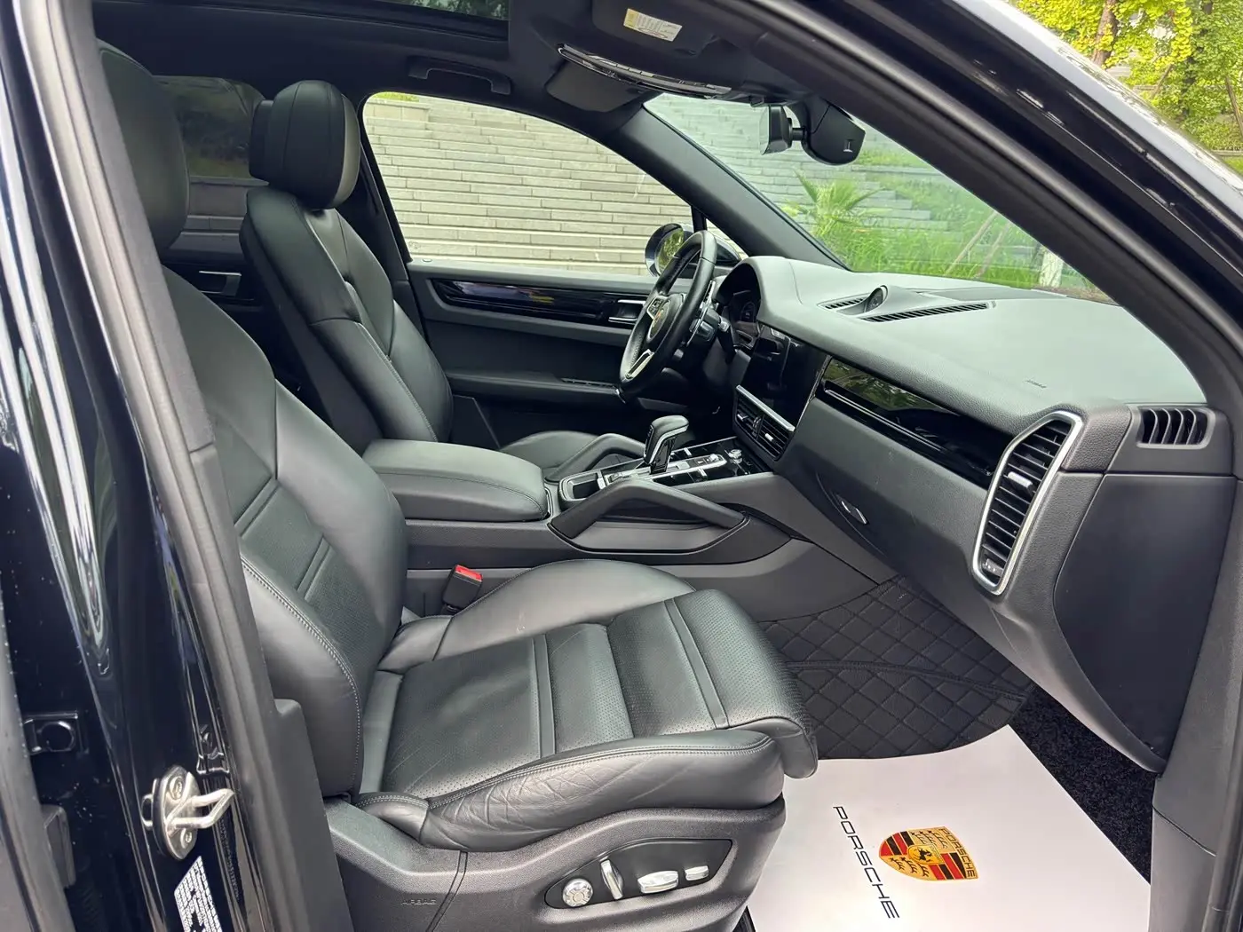 Porsche Cayenne 2018 — Фото 14/20