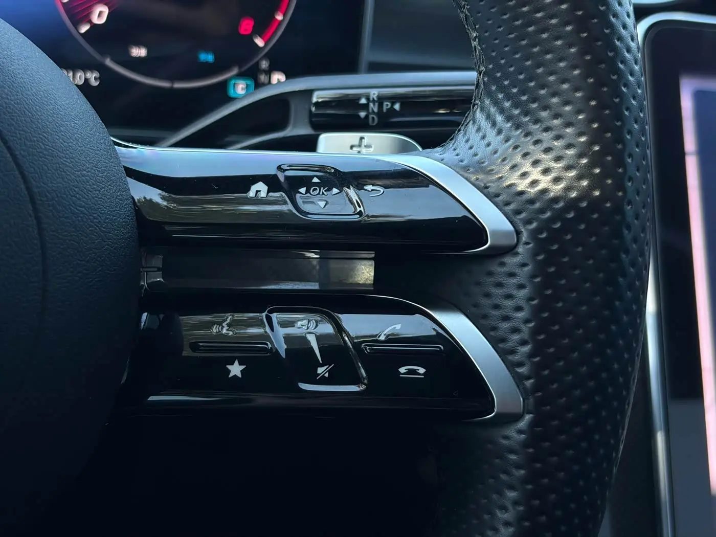 Mercedes-Benz C-Class 2023 — Фото 13/20