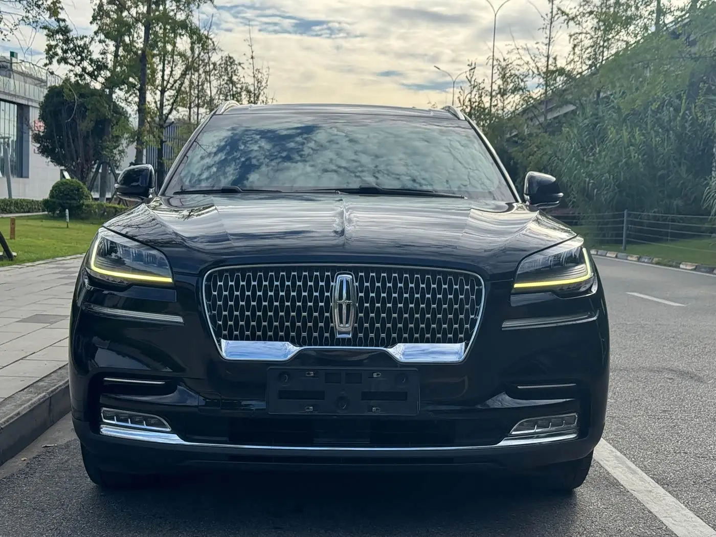 Lincoln Aviator 2021 — Şəkil 2/12