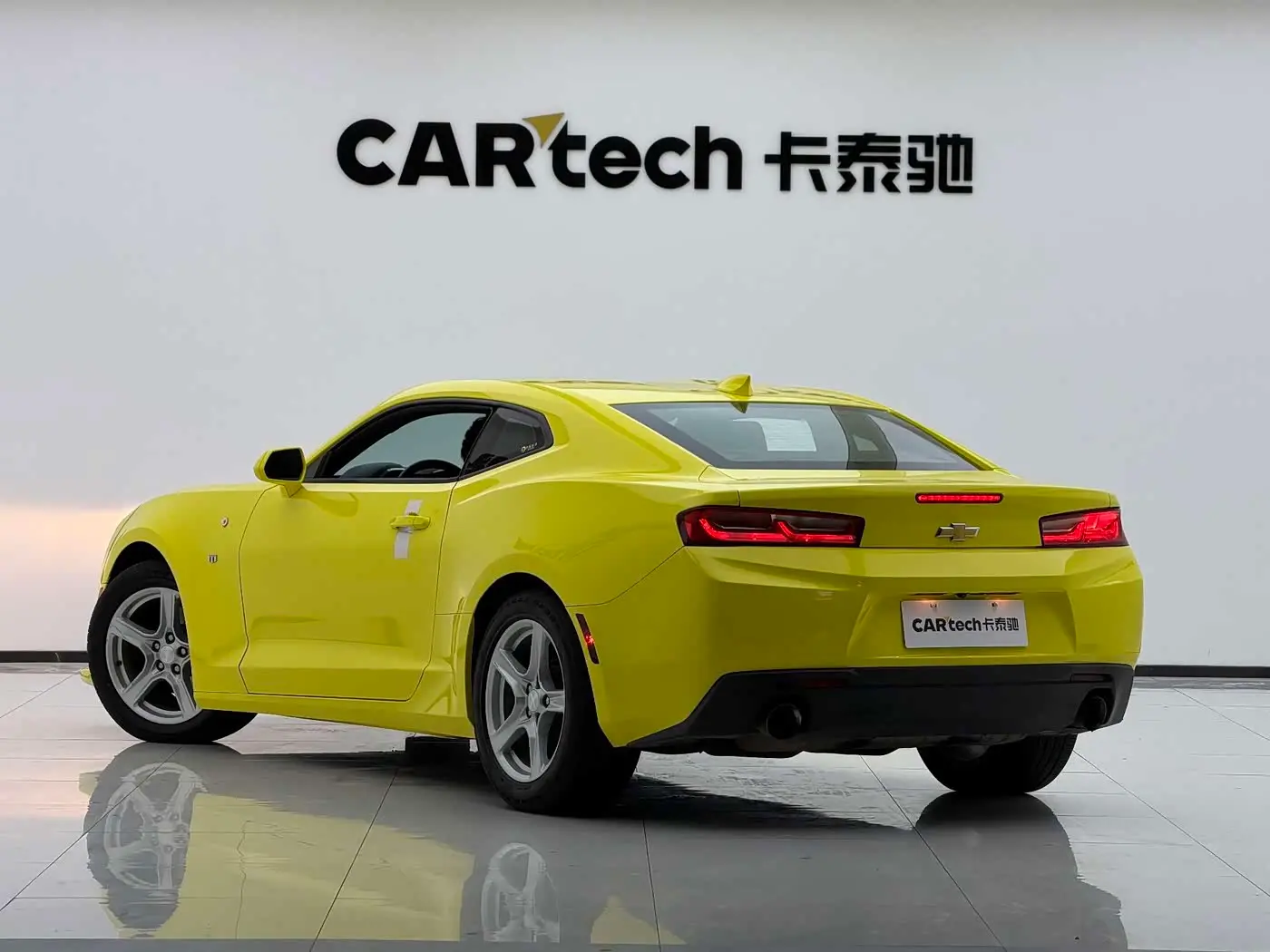 Chevrolet Camaro 2017 — Şəkil 7/14