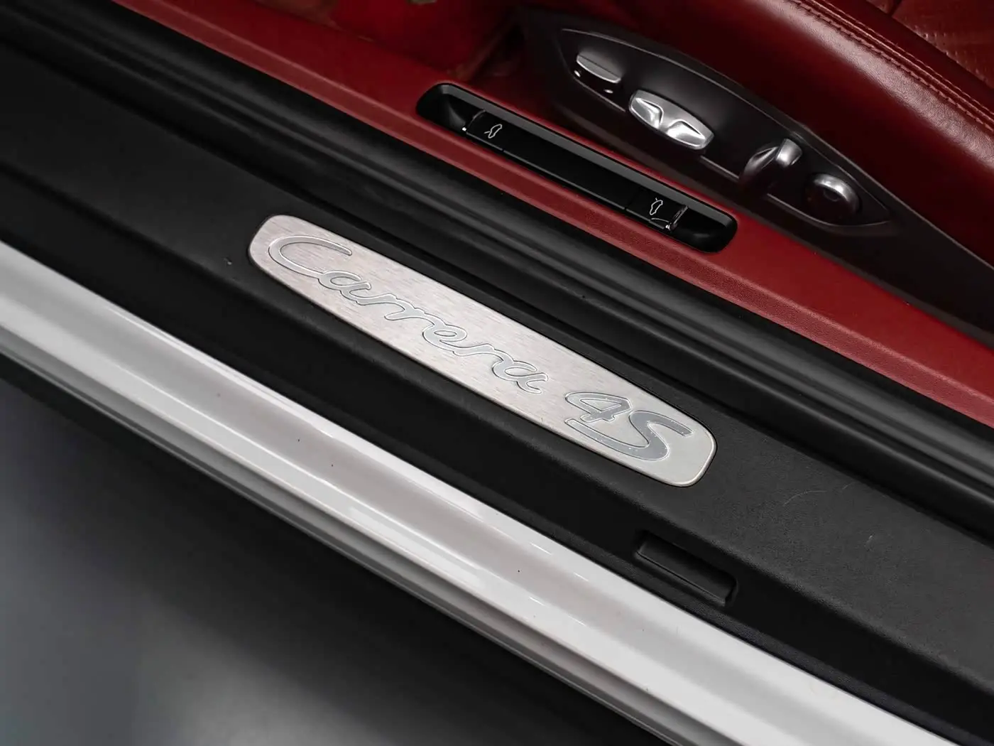 Porsche 911 2017 — ფოტო 18/19