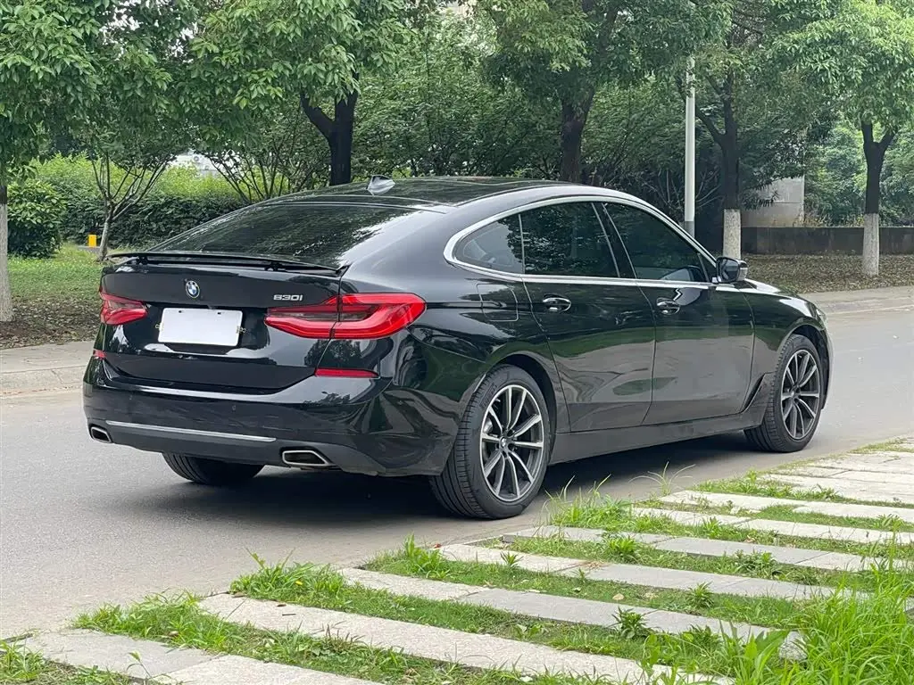 BMW 6 Series GT 2024 — Şəkil 9/20