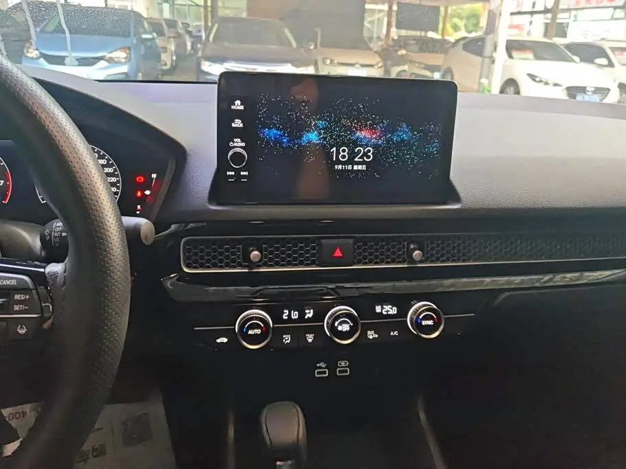 Honda Civic 2023 — Photo 13/16