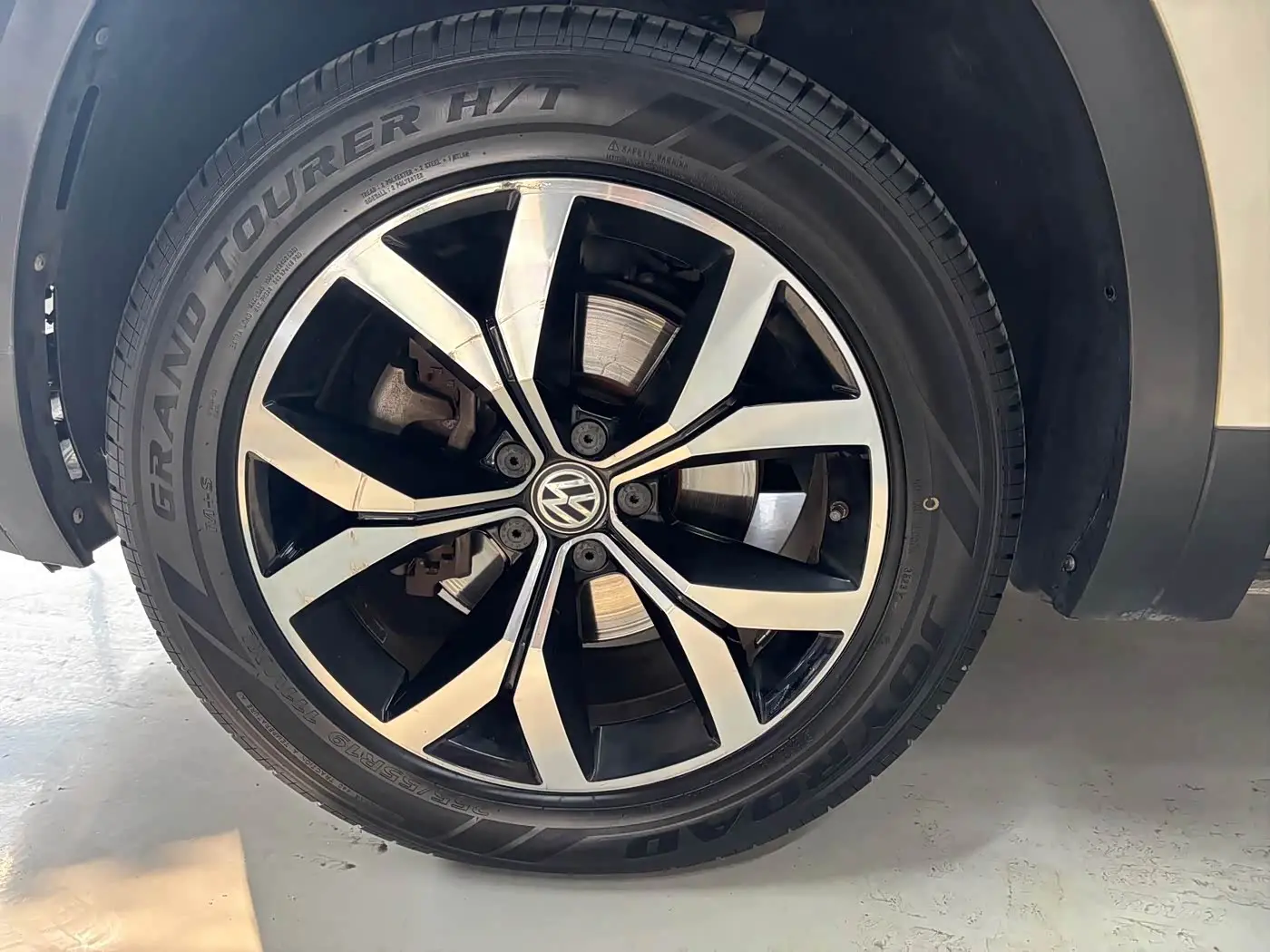 Volkswagen Teramont 2017 — Şəkil 13/15