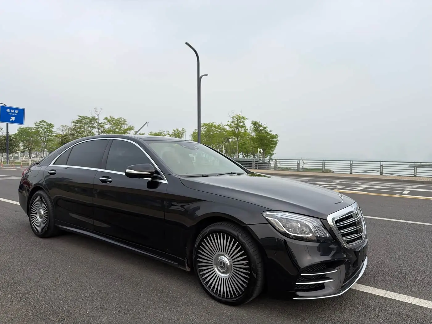 Mercedes-Benz S-Class 2017 — Фото 2/20