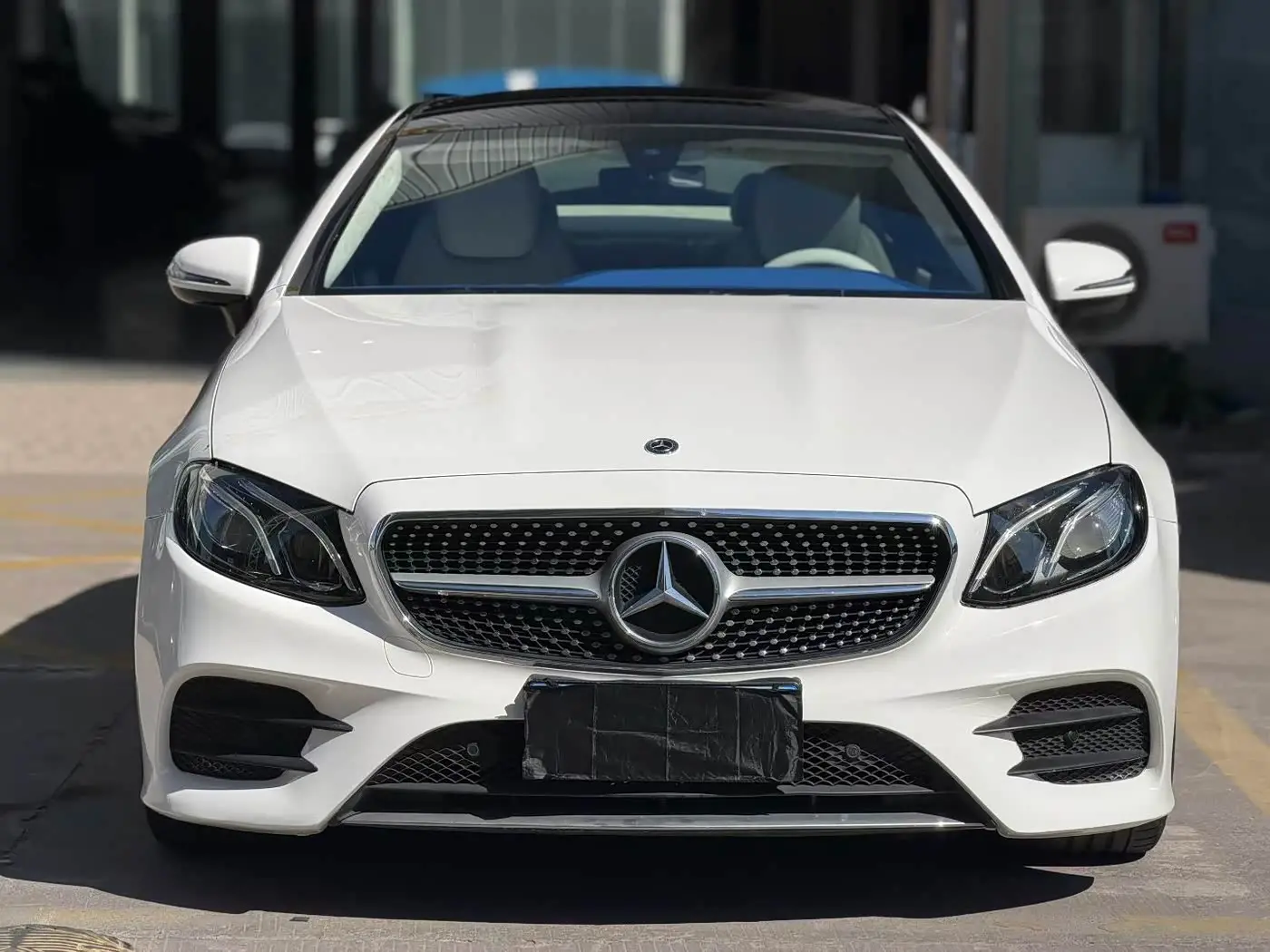 Mercedes-Benz E-Class 2019 — Фото 2/9
