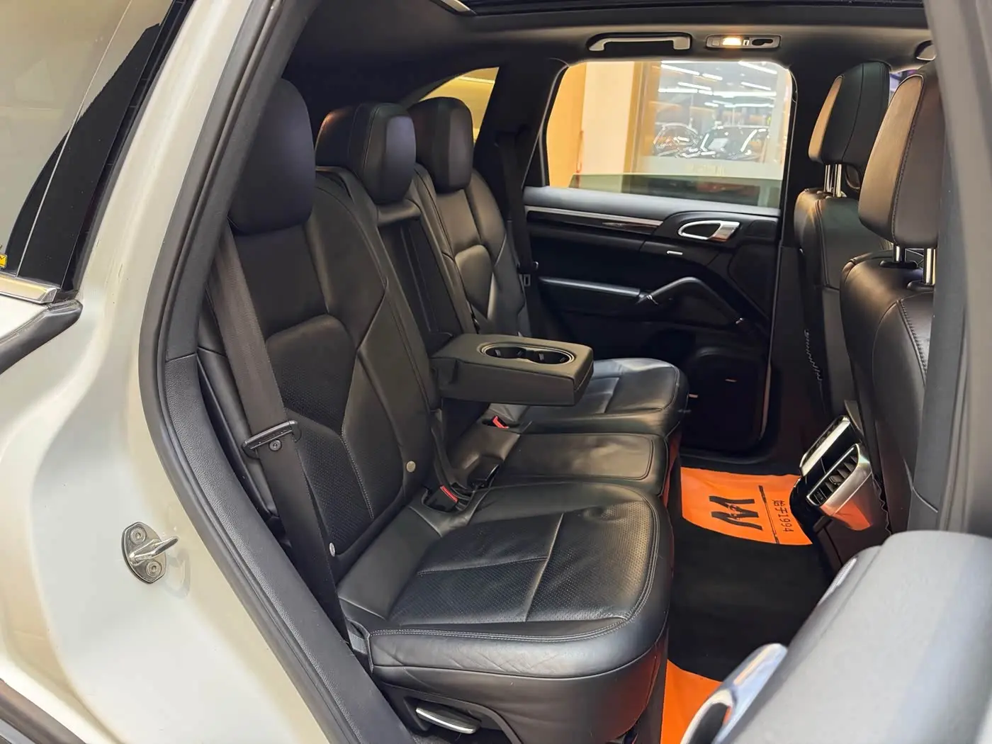 Porsche Cayenne 2012 — Photo 18/20