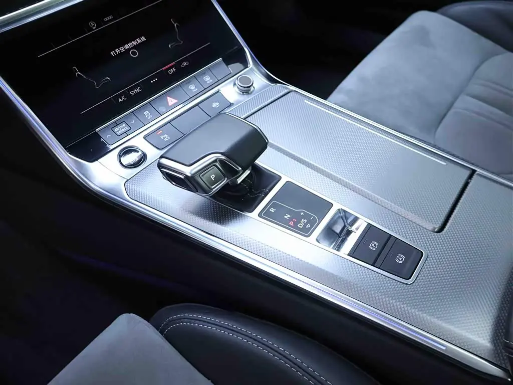 Audi A6L 2021 — Фото 12/20