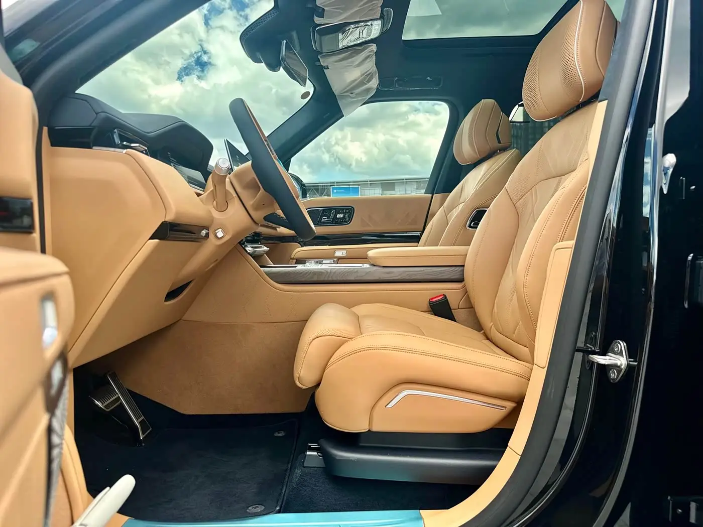 ZEEKR 9X 2026 — Photo 12/20