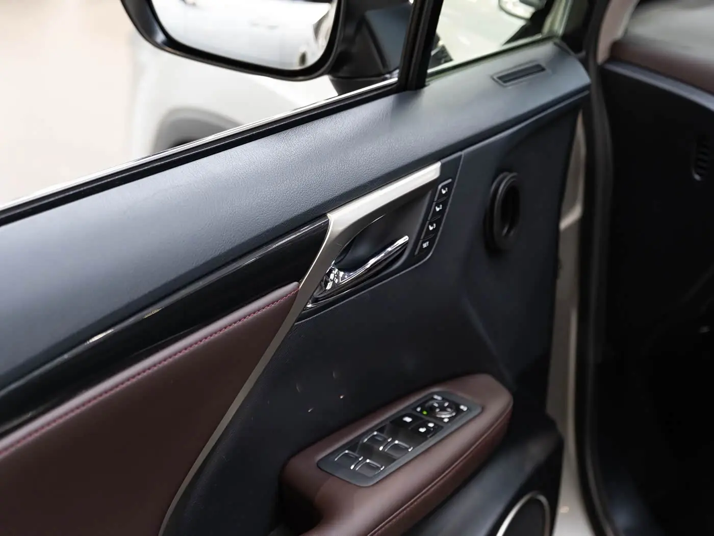 Lexus RX 2021 — Şəkil 20/20