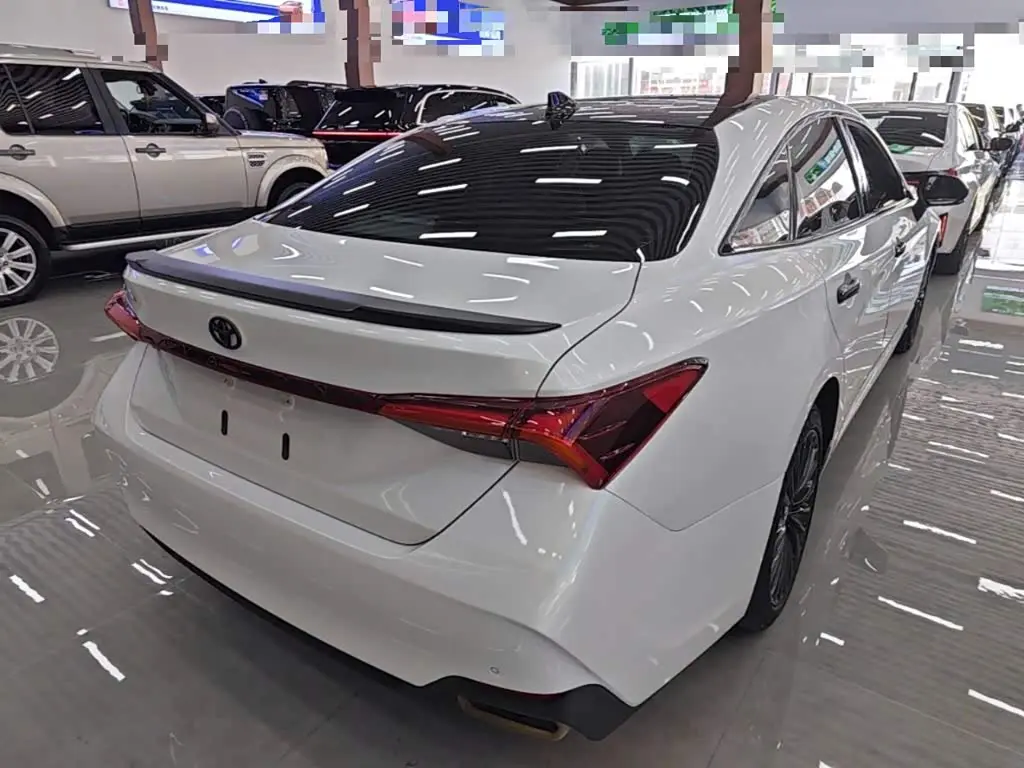 Toyota Avalon 2021 — Şəkil 7/20